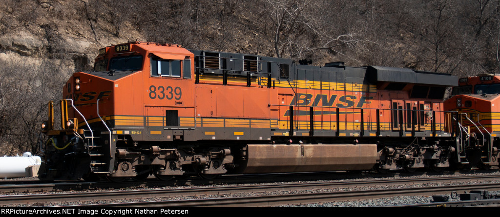 BNSF 8339